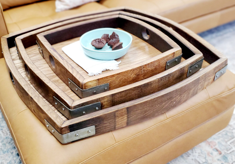 Vino Oak SQ MED Tray Walnut Stain
